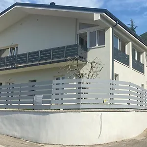 https://garda-33-caprino-veronese.hotelinveneto.com