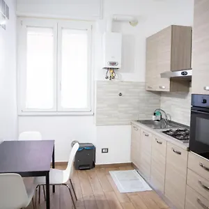 Sweet House Navigli Milan